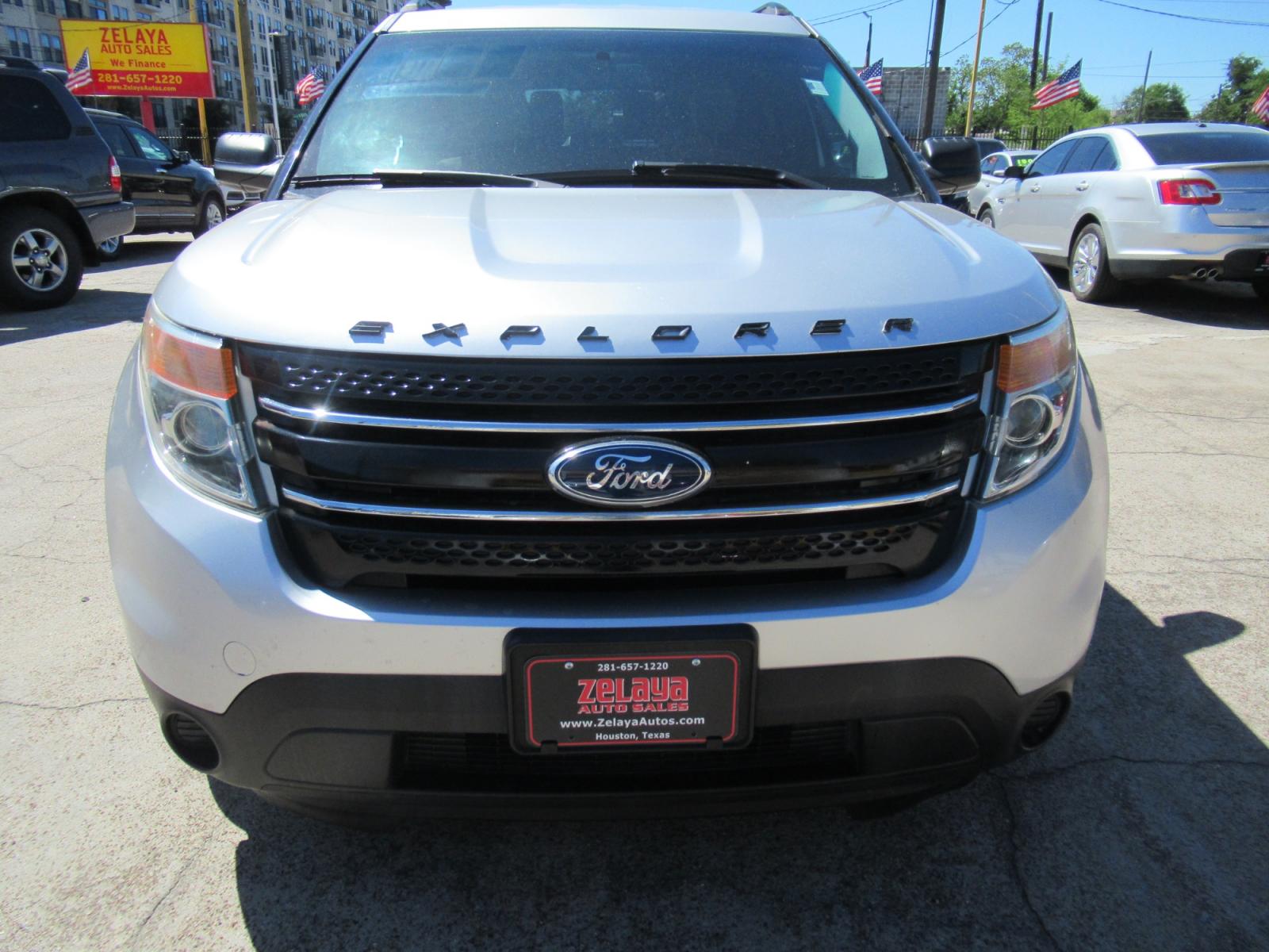 2015 Silver /Gray Ford Explorer XLT (1FM5K7B8XFG) with an 3.5L V6 F DOHC 24V engine, Automatic transmission, located at 1511 North Shepherd Dr., Houston, TX, 77008, (281) 657-1221, 29.798361, -95.412560 - 2015 FORD EXPLORER VIN: 1FM5K7B8XFGB17981 1 F M 5 K 7 B 8 X F G B 1 7 9 8 1 4 DOOR WAGON/SPORT UTILITY 3.5L V6 F DOHC 24V GASOLINE FRONT WHEEL DRIVE - Photo #25